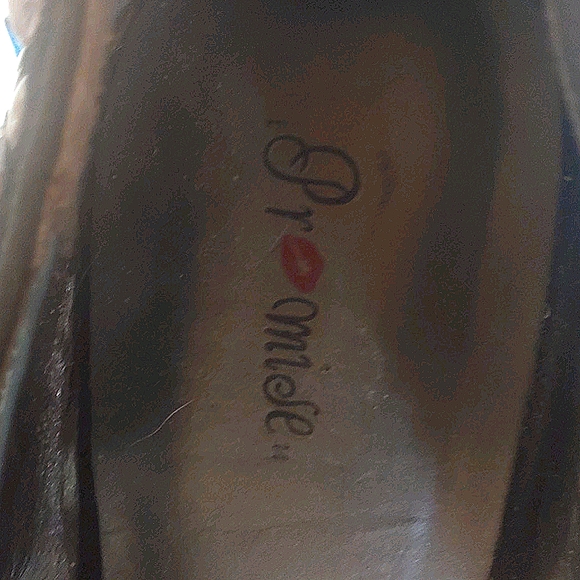 Open toe heels - Picture 3 of 3